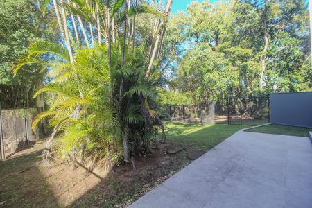 Casa de condomínio para alugar com 300m², 3 quartos e 2 vagas Casa de condomínio para alugar com 300m², 3 quartos e 2 vagasQuintal