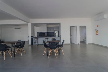 Casa de condomínio para alugar com 300m², 3 quartos e 2 vagas Casa de condomínio para alugar com 300m², 3 quartos e 2 vagasÁrea comum - Salão de festas