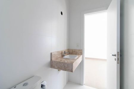 Casa de condomínio para alugar com 300m², 3 quartos e 4 vagas Casa de condomínio para alugar com 300m², 3 quartos e 4 vagasBanheiro da Sala 2