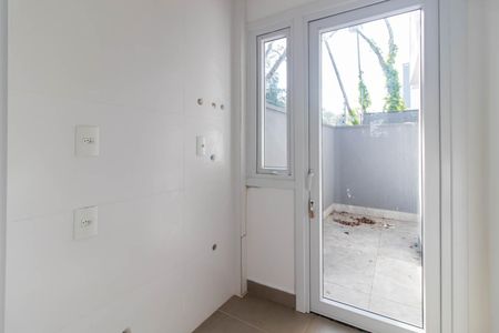 Casa de condomínio para alugar com 300m², 3 quartos e 4 vagas Casa de condomínio para alugar com 300m², 3 quartos e 4 vagasCozinha e Área de Serviço