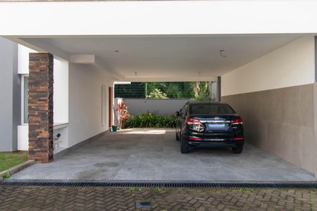 Casa de condomínio para alugar com 300m², 3 quartos e 4 vagas Casa de condomínio para alugar com 300m², 3 quartos e 4 vagasGaragem