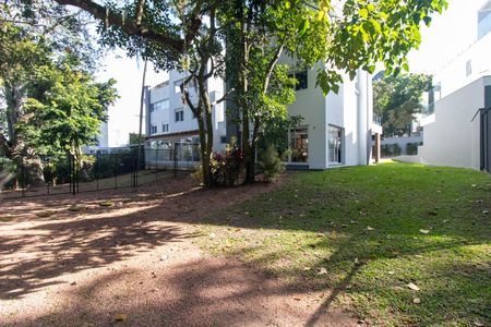 Casa de condomínio para alugar com 300m², 3 quartos e 2 vagas Casa de condomínio para alugar com 300m², 3 quartos e 2 vagasQuintal