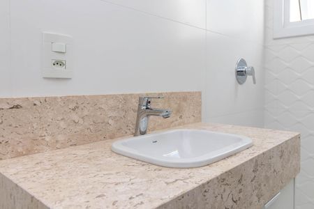 Casa de condomínio para alugar com 300m², 3 quartos e 2 vagas Casa de condomínio para alugar com 300m², 3 quartos e 2 vagasBanheiro do Quarto 2