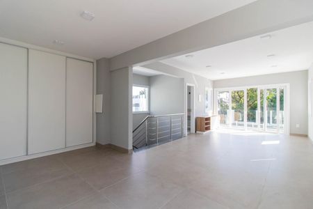 Casa de condomínio para alugar com 300m², 3 quartos e 2 vagas Casa de condomínio para alugar com 300m², 3 quartos e 2 vagasSala 2