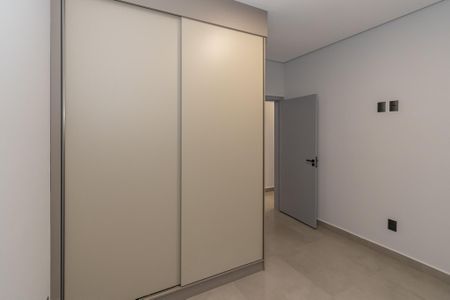 Casa de condomínio à venda com 141m², 3 quartos e 3 vagas Casa de condomínio à venda com 141m², 3 quartos e 3 vagasQuarto 2