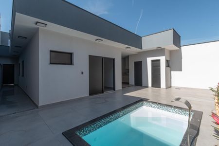 Casa de condomínio à venda com 141m², 3 quartos e 3 vagas Casa de condomínio à venda com 141m², 3 quartos e 3 vagasPscina