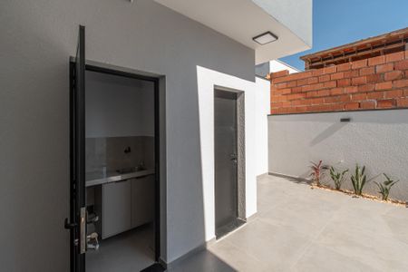 Casa de condomínio à venda com 141m², 3 quartos e 3 vagas Casa de condomínio à venda com 141m², 3 quartos e 3 vagasÁrea de Serviço