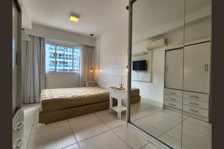 Apartamento para alugar com 1 quarto, 65m² em Recreio dos Bandeirantes, Rio de Janeiro