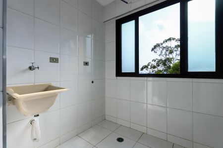 Apartamento à venda com 63m², 2 quartos e 1 vaga Apartamento à venda com 63m², 2 quartos e 1 vagaÁrea de Serviço