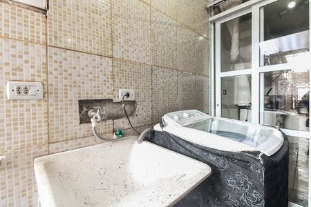 Casa para alugar com 100m², 2 quartos e 1 vaga Casa para alugar com 100m², 2 quartos e 1 vagaÁrea de Serviço