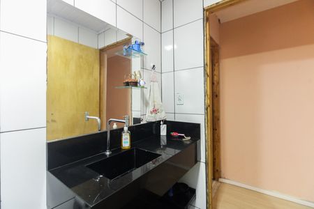 Casa para alugar com 100m², 2 quartos e 1 vaga Casa para alugar com 100m², 2 quartos e 1 vagaBanheiro