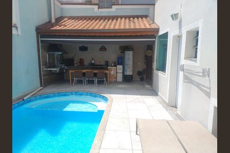 Casa para alugar com 270m², 5 quartos e 3 vagasÁrea externa