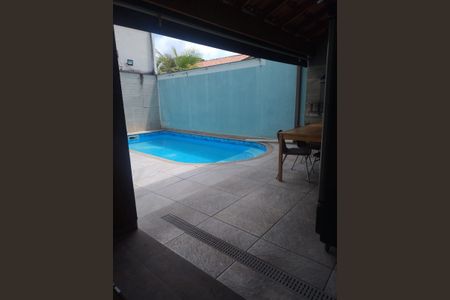Casa para alugar com 270m², 5 quartos e 3 vagasÁrea externa
