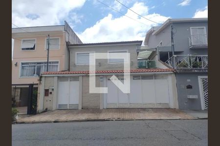 Casa para alugar com 270m², 5 quartos e 3 vagasFachada