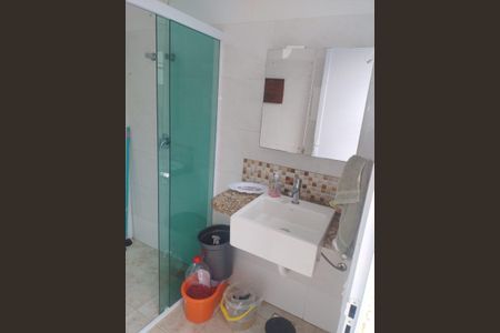Casa para alugar com 270m², 5 quartos e 3 vagasBanheiro 