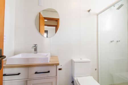 Apartamento à venda com 79m², 2 quartos e 1 vaga Apartamento à venda com 79m², 2 quartos e 1 vagaBanheiro
