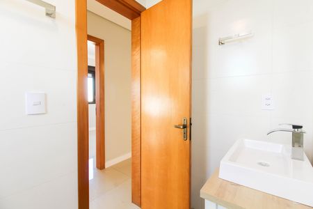 Apartamento à venda com 79m², 2 quartos e 1 vaga Apartamento à venda com 79m², 2 quartos e 1 vagaBanheiro