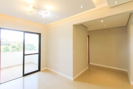 Apartamento à venda com 79m², 2 quartos e 1 vaga Apartamento à venda com 79m², 2 quartos e 1 vagaSala