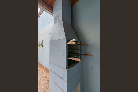 Casa à venda com 71m², 2 quartos e 1 vaga