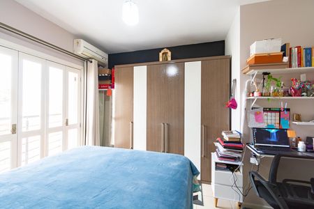 Casa à venda com 71m², 2 quartos e 1 vaga