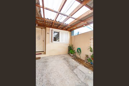 Casa à venda com 71m², 2 quartos e 1 vaga