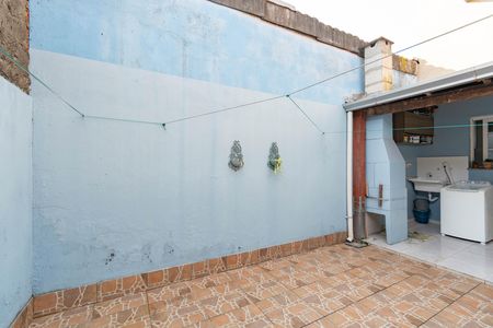 Casa à venda com 71m², 2 quartos e 1 vaga
