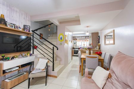 Casa à venda com 2 quartos, 71m² em São José, Canoas