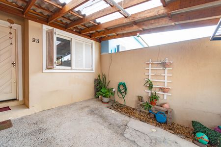 Casa à venda com 71m², 2 quartos e 1 vaga