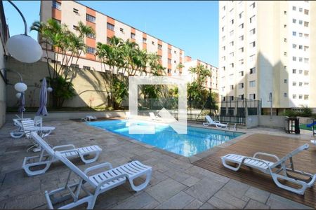 Apartamento à venda com 69m², 2 quartos e 1 vaga Apartamento à venda com 69m², 2 quartos e 1 vagaÁrea comum - Piscina