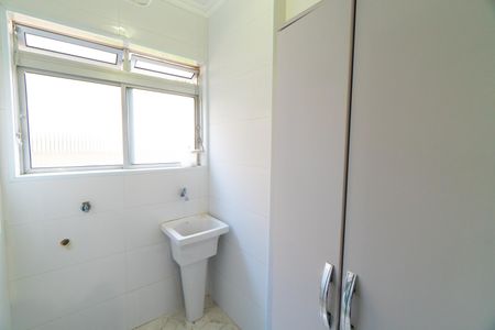 Apartamento à venda com 69m², 2 quartos e 1 vaga Apartamento à venda com 69m², 2 quartos e 1 vagaÁrea de Serviço