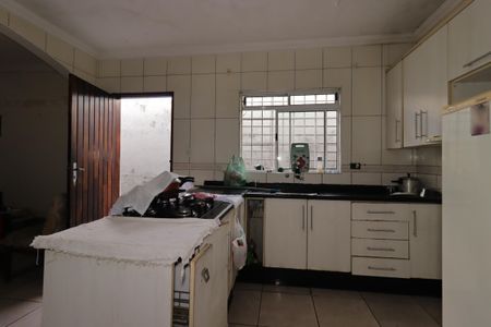 Casa para alugar com 135m², 2 quartos e 2 vagasCozinha