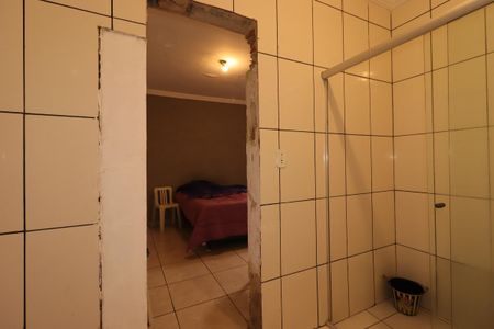 Casa para alugar com 135m², 2 quartos e 2 vagasBanheiro da Suíte