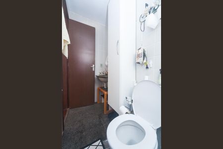 Apartamento à venda com 68m², 3 quartos e 1 vaga Apartamento à venda com 68m², 3 quartos e 1 vagaBanheiro da Suíte