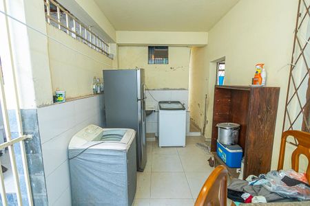 Casa à venda com 365m², 5 quartos e 4 vagas Casa à venda com 365m², 5 quartos e 4 vagasArea de serviço