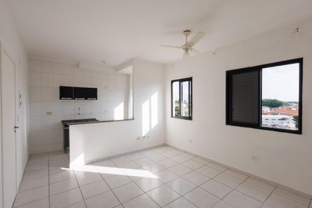 Quarto de kitnet/studio para alugar com 1 quarto, 27m² em Areão, Taubaté