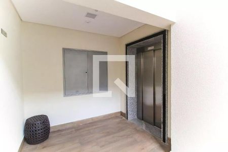 Apartamento para alugar com 50m², 1 quarto e 1 vaga Apartamento para alugar com 50m², 1 quarto e 1 vagaÁrea Comum - Elevador