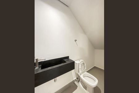Casa de condomínio à venda com 65m², 2 quartos e 1 vaga Casa de condomínio à venda com 65m², 2 quartos e 1 vagaLavabo