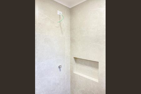 Casa de condomínio à venda com 65m², 2 quartos e 1 vaga Casa de condomínio à venda com 65m², 2 quartos e 1 vagaBanheiro da Suíte 1