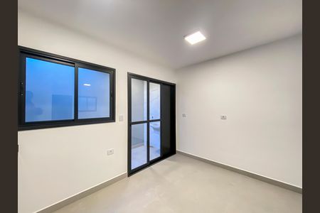 Cozinha de casa de condomínio à venda com 2 quartos, 65m² em Tremembé, São Paulo