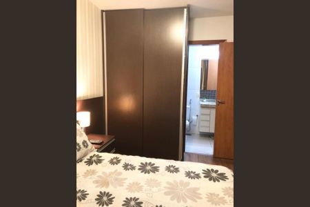 Quarto de apartamento à venda com 3 quartos, 160m² em Itapoã, Belo Horizonte