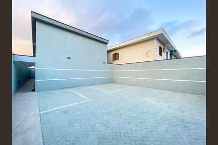 Casa de condomínio à venda com 65m², 2 quartos e 1 vaga Casa de condomínio à venda com 65m², 2 quartos e 1 vagaÁrea comum - Estacionamento