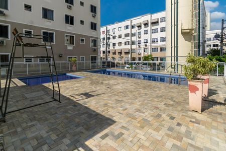 Apartamento para alugar com 50m², 2 quartos e 1 vaga Apartamento para alugar com 50m², 2 quartos e 1 vagaÁrea comum - Piscina