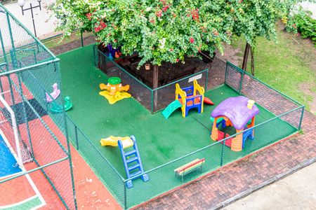 Apartamento para alugar com 50m², 2 quartos e 1 vaga Apartamento para alugar com 50m², 2 quartos e 1 vagaÁrea comum - Playground