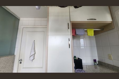 Apartamento para alugar com 200m², 5 quartos e 4 vagasÁrea de serviço 