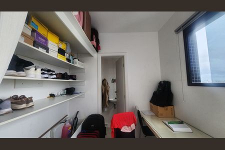 Apartamento para alugar com 200m², 5 quartos e 4 vagasÁrea de serviço - quarto