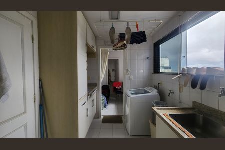 Apartamento para alugar com 200m², 5 quartos e 4 vagasÁrea de Serviço