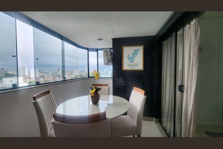 Apartamento para alugar com 200m², 5 quartos e 4 vagasVaranda 2