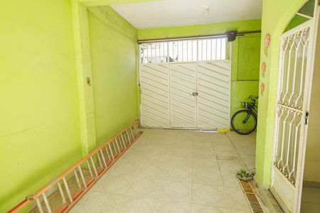 Garagem de casa para alugar com 3 quartos, 300m² em Campo Grande, Rio de Janeiro