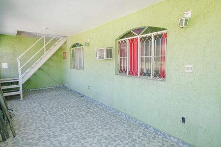 Varanda de casa para alugar com 3 quartos, 300m² em Campo Grande, Rio de Janeiro