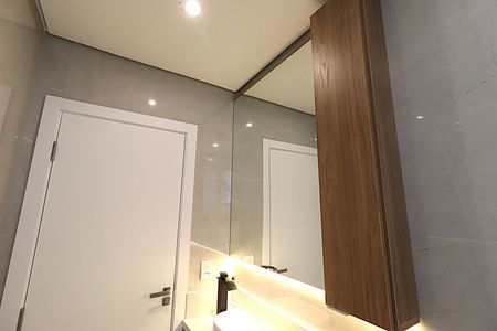 Casa de condomínio para alugar com 196m², 2 quartos e 2 vagasBanheiro Social 